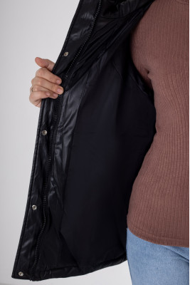 Куртка жіноча